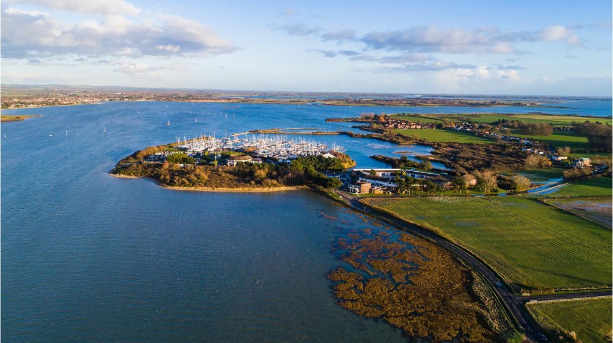 Langstone Quays Resort, Portsmouth Havant Eksteriør billede