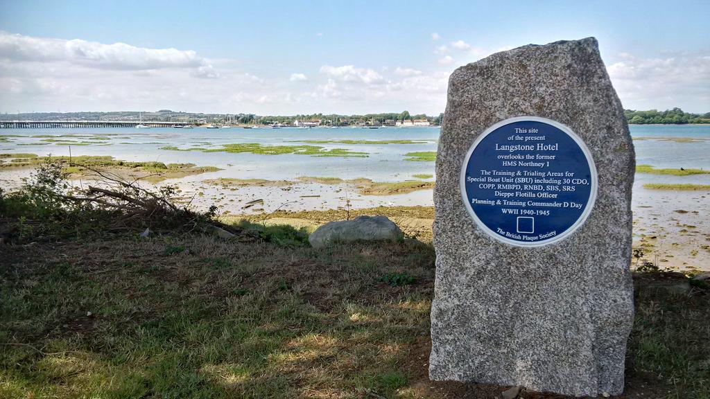 Langstone Quays Resort, Portsmouth Havant Eksteriør billede